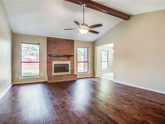 4th image of 2941 Echo Dr