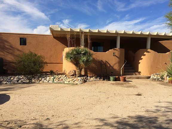 2nd image of 10880 N Coyote Ln