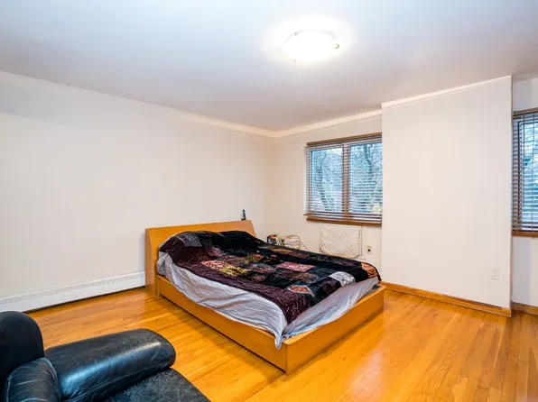 3056 Independence Avenue image 24 of 40