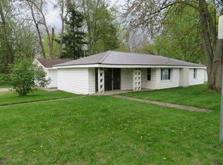 322 N 9th St, Goshen, IN 46528