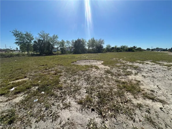 1709 NE 13th Ave, Cape Coral, FL 33909