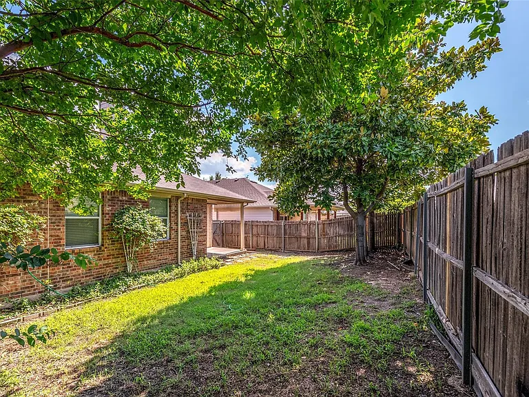 5712 Eureka Bnd — Photo 26