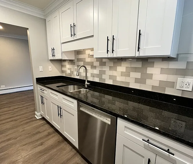 5140 Fairview Ave #2 — Photo 3
