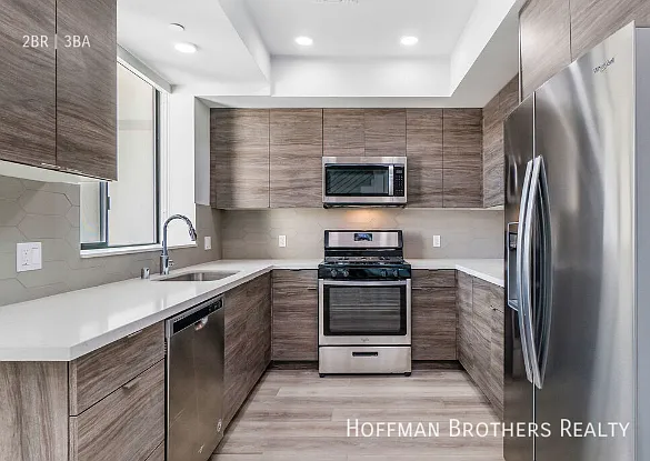 2 bed, 2.5 bath, $4,210 — Photo 4