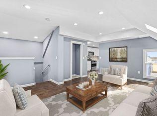 167 Lexington St #3, Boston, MA 02128