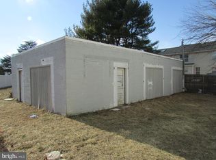 1109 N Main St, Williamstown, NJ 08094