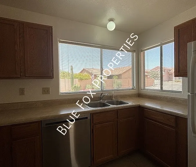 3472 W Sky Ridge Loop — Photo 4