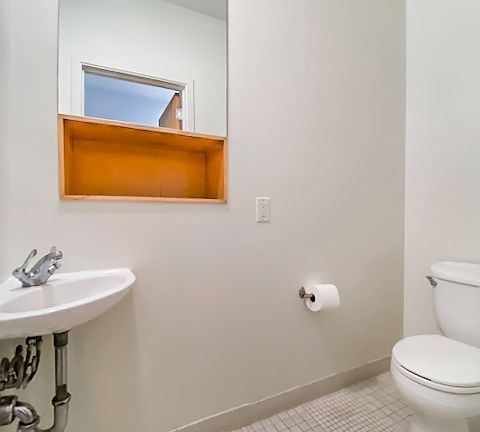 5th image of 419 Fulton St APT B