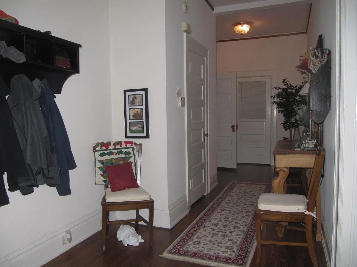 2 bed, 1300 sqft, $2,145 — Photo 4