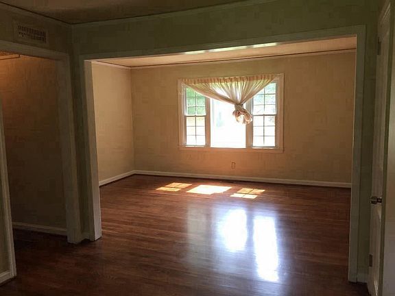 Dining Room/Living Room