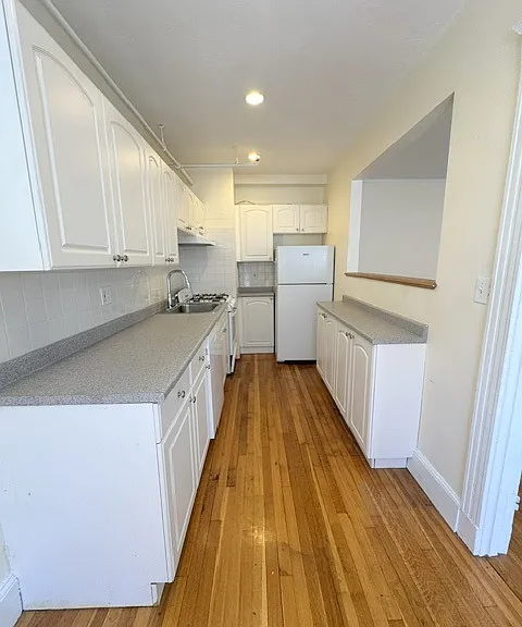 1607 Commonwealth Ave #25 — Photo 3