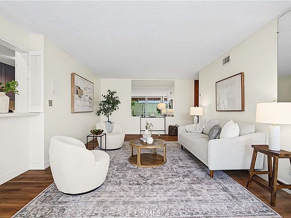 3rd image of 1539 N Laurel Ave APT 202