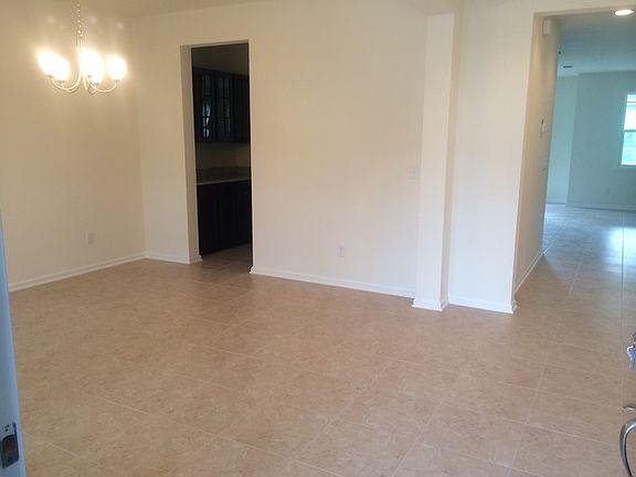 4th image of 101 Woodland Hills Way