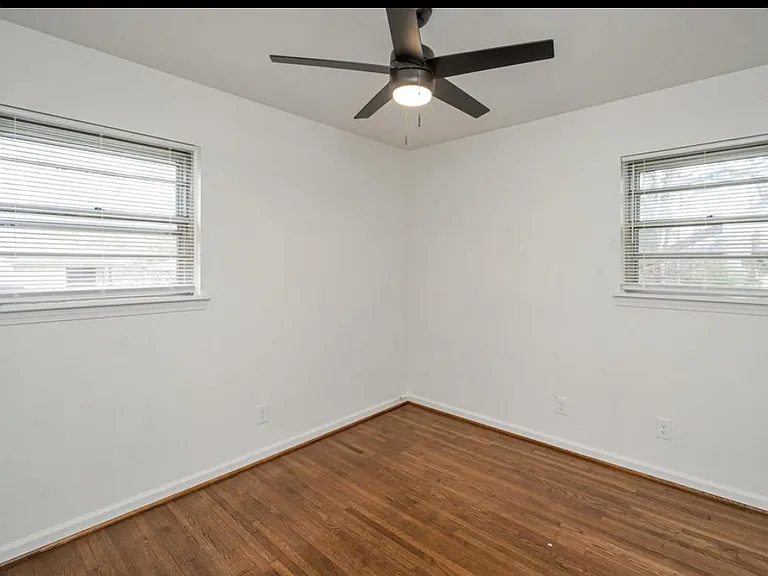 937 Linthicum St — Photo 6