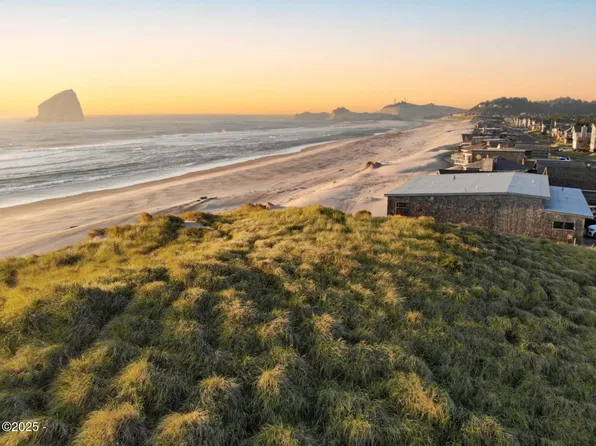 34800 Ocean Dr, Pacific City, OR 97135