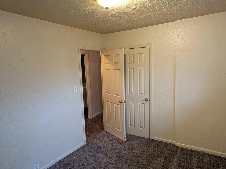 312 Mohawk St — Photo 24