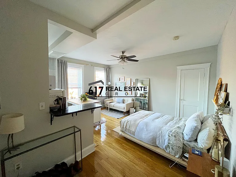 1185 Commonwealth Ave #119 — Photo 4