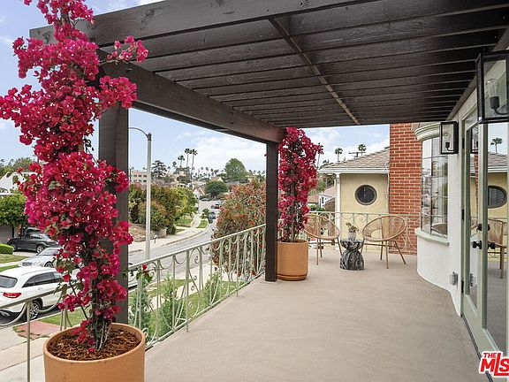 4th image of 5215 Parkglen Ave