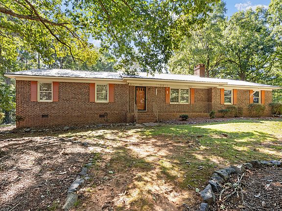 3rd image of 8304 Hillcrest Farm Rd