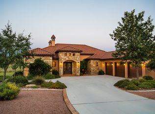 3933 Oak Park Dr E, Kerrville, TX 78028