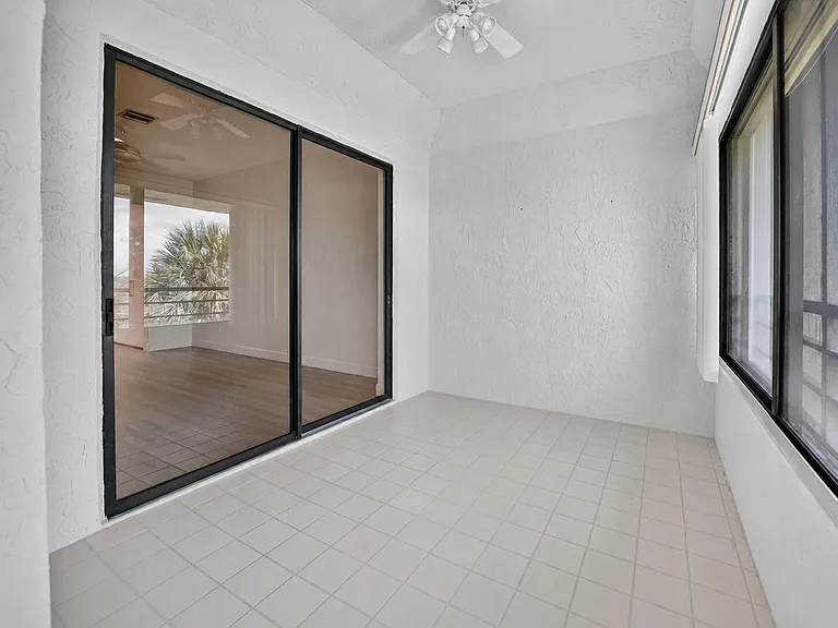 7460 La Paz Blvd #304 — Photo 11