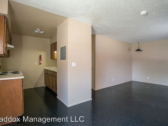 3rd image of 404 Cornell Dr SE APT B