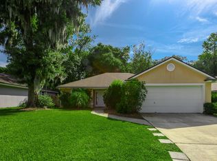 2565 Carriage Lamp Dr, Jacksonville, FL 32246