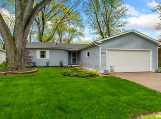 8905 19th St W, Rock Island, IL 61201