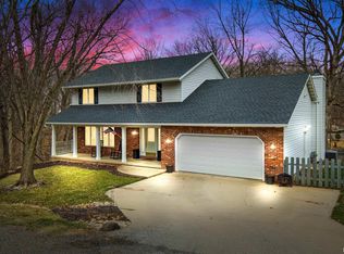 14 Stratford St, Mackinaw, IL 61755