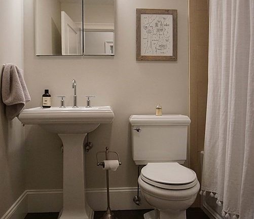 5th image of 54 Green St #1