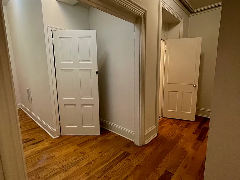 4833 Germantown Ave #1R — Photo 4