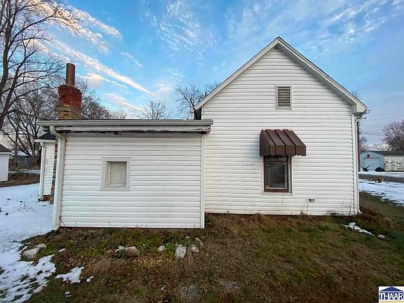 3rd image of 533 Higgins St