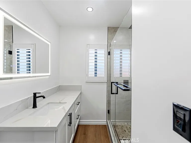 13339 Crocker St — Photo 11