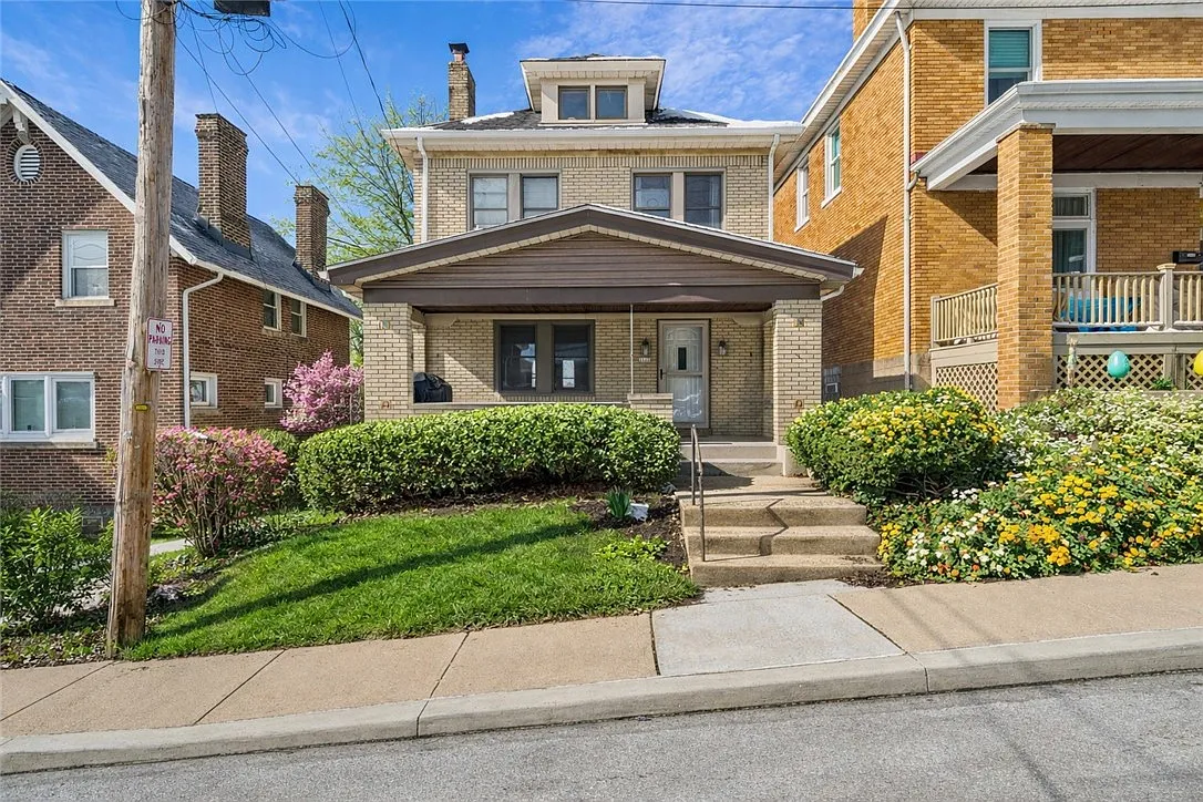 1115 Hillsdale Ave photo 1