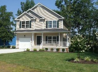 14007 Hackberry Rd, Chester, VA 23836