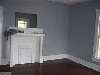 2nd image of 501 Andrew St