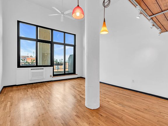 4th image of 205 10th St APT 5N