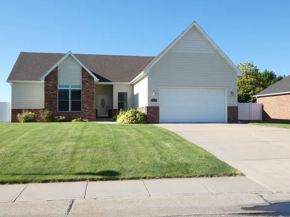 3421 TYLER COURT, North Platte, NE 69101