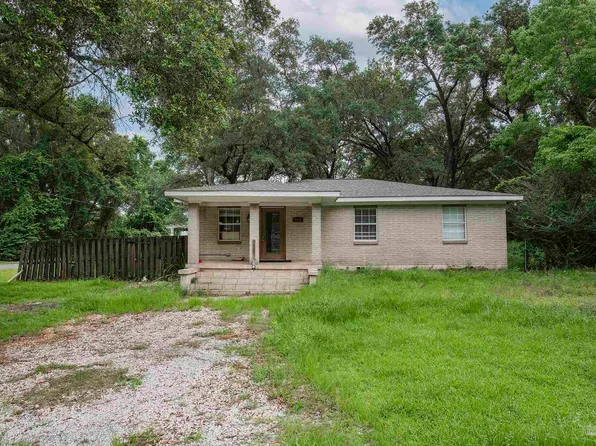 9121 Camberwell Rd, Pensacola, FL 32514