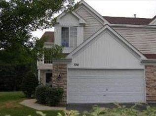 338 Locksley Dr, Streamwood, IL 60107