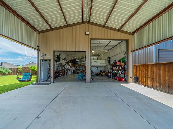 5th image of 1745 Meadowbrook Ln