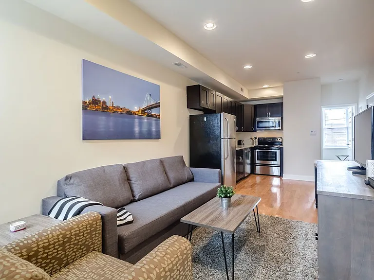2551 Grays Ferry Ave #2 — Photo 4