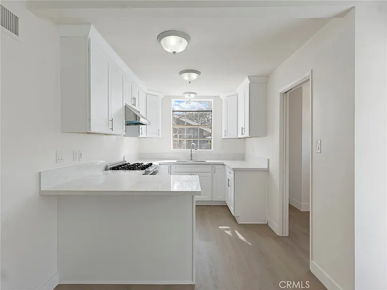 22222 Vanowen St — Photo 21
