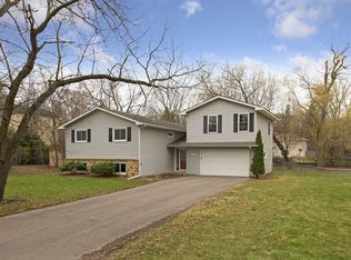 3226 Birch Pl, Minnetonka, MN 55305