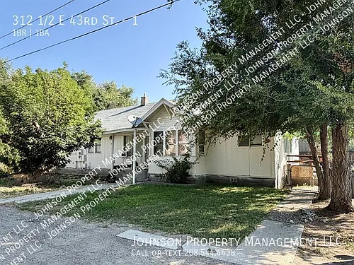 312 1/2 E 43rd St #1 Photo 1