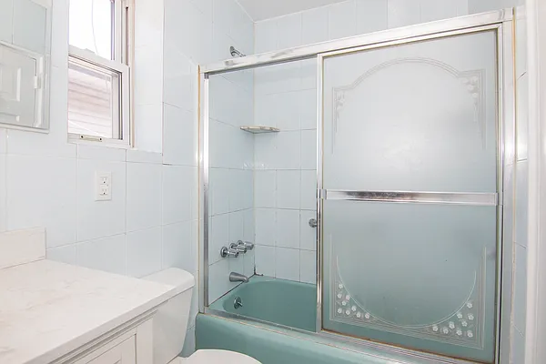 Rented by Modern Spaces | media 8