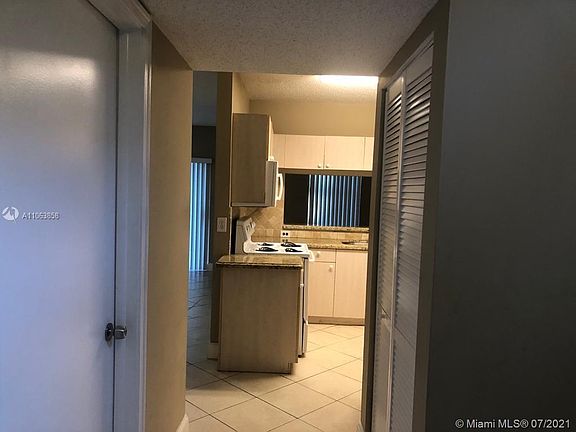 4th image of 10545 NW 57th Ct