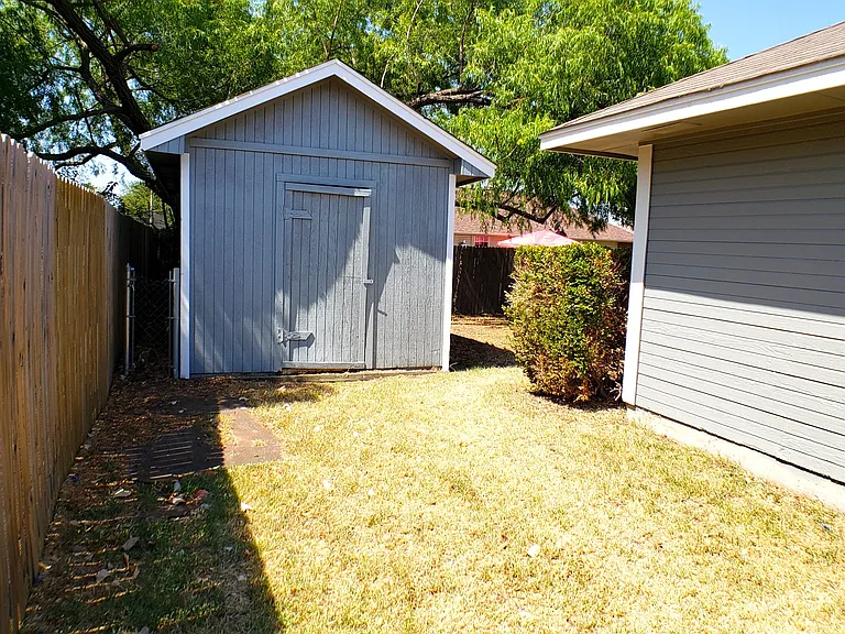 2006 Beaumont Dr — Photo 12