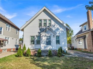 4002 Maplecrest Ave, Parma, OH 44134