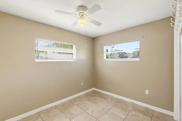 1107 Jamela Dr — Photo 7